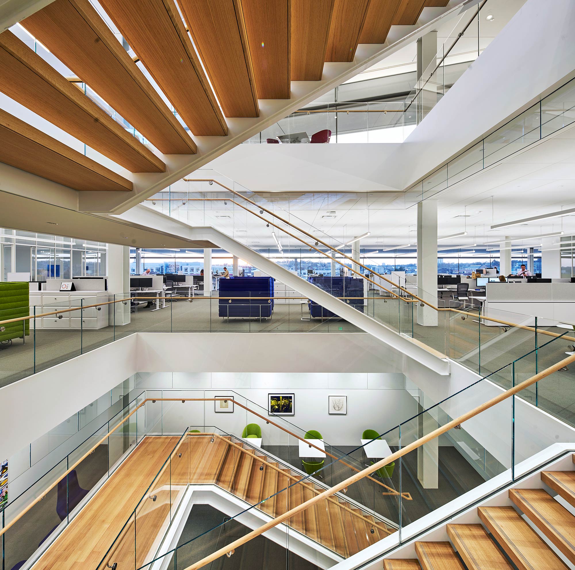 Krause Gateway Center, interior stair, by Renzo Piano Building Workshop