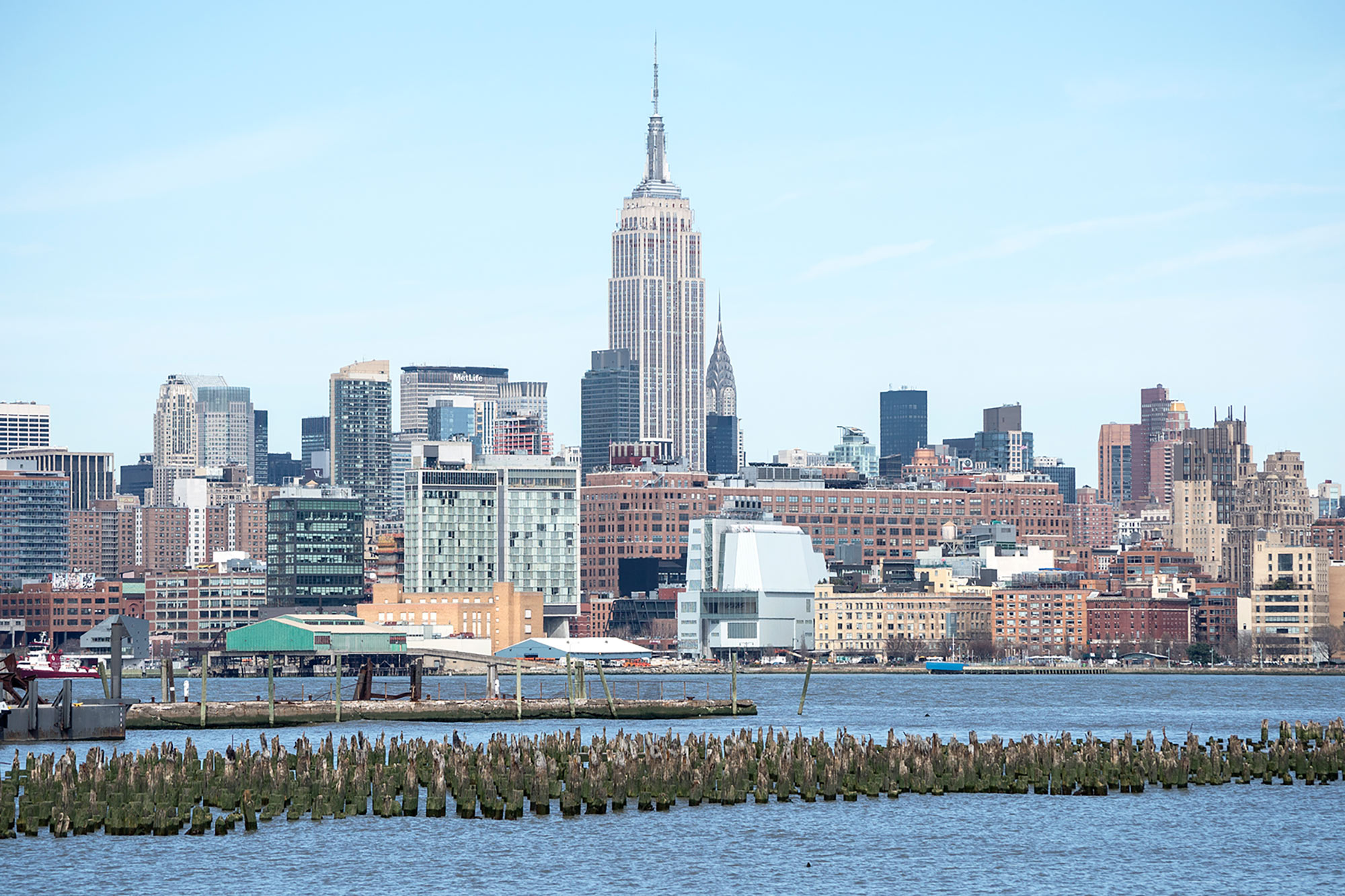 WMAA photo with Empire State Building by Kevin Shcorn